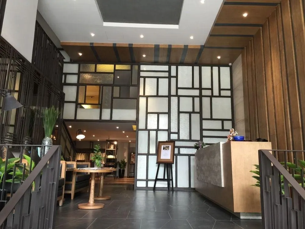 Bespoke Trendy Hotel Hanoi (24)