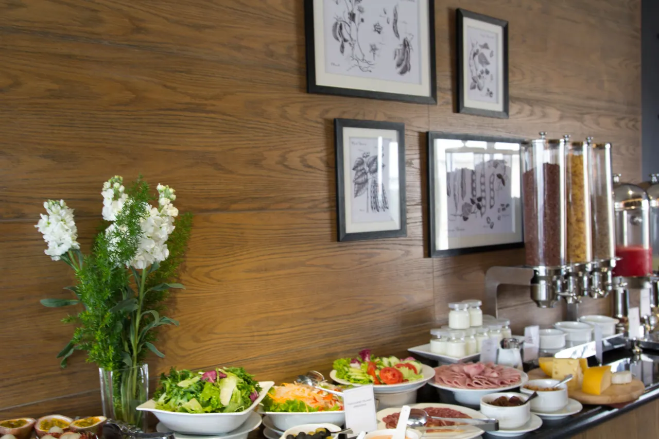 Bespoke Trendy Hotel Hanoi (47)