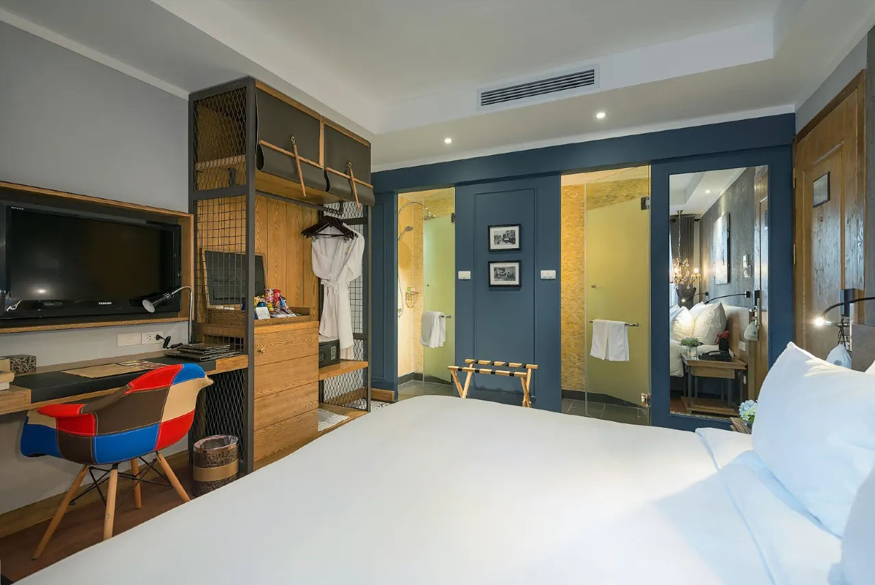 Bespoke Trendy Hotel Hanoi (64)