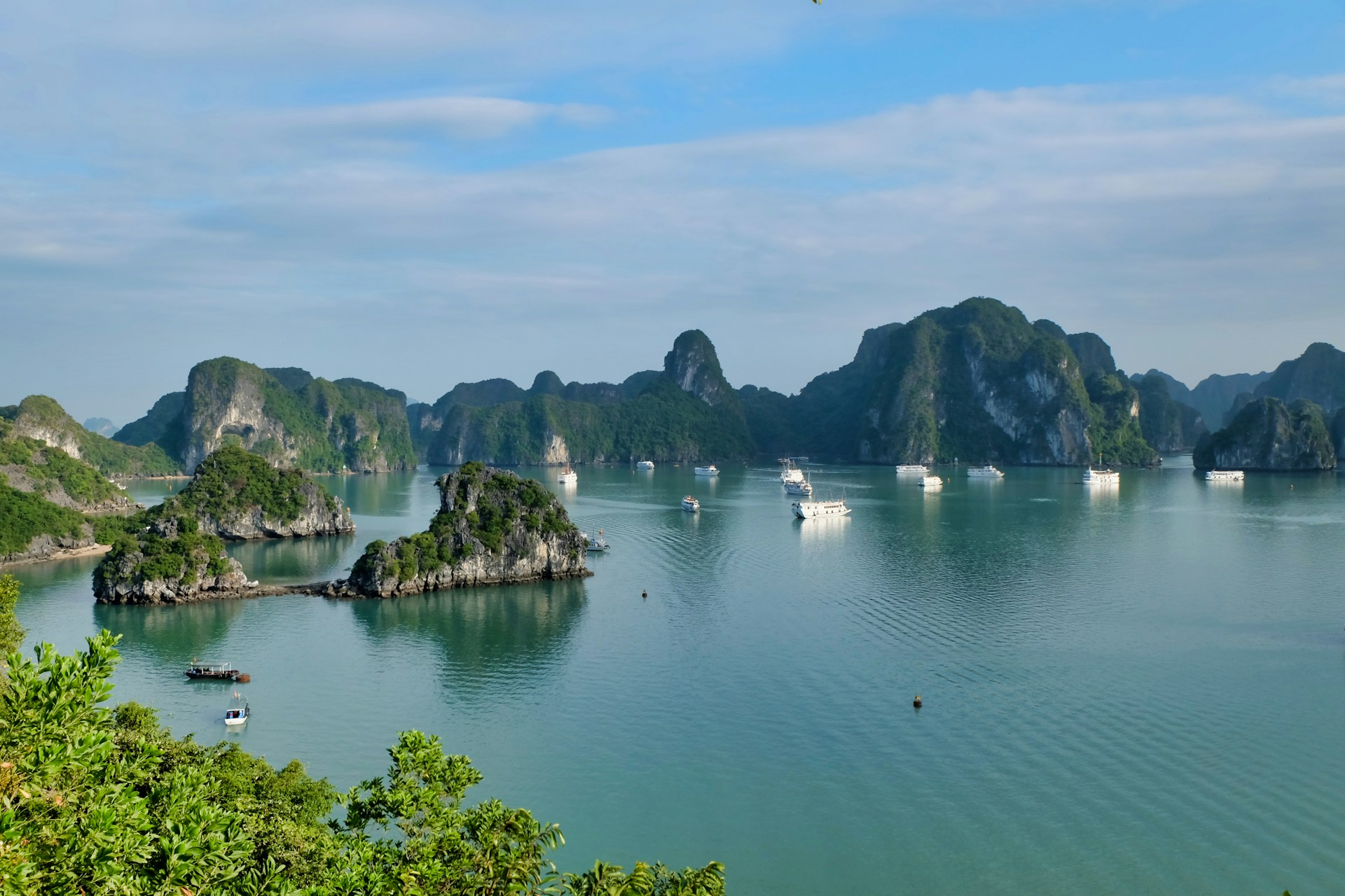 Day Trips & Excursions from Hanoi: Ultimate Guide to Ha Long Bay, Ninh Binh, and Sapa for Guests at Bespoke Trendy Hotel Hanoi